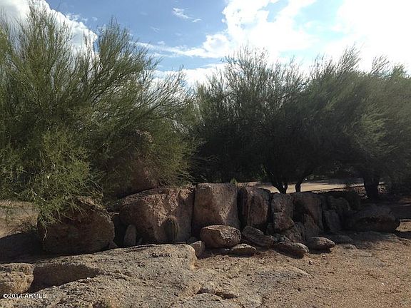 3rd image of 2205 N SAGEBRUSH Lane