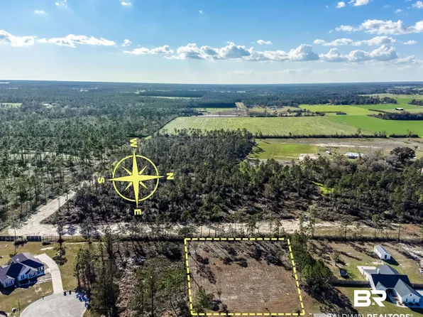 11334 Tall Timber Ln, Elberta, AL 36530