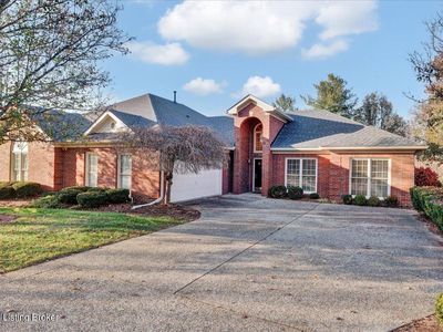 10023 Forest Village Ln #9, Louisville, KY, 40223