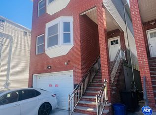 20 Everett St, Jersey City, NJ 07304