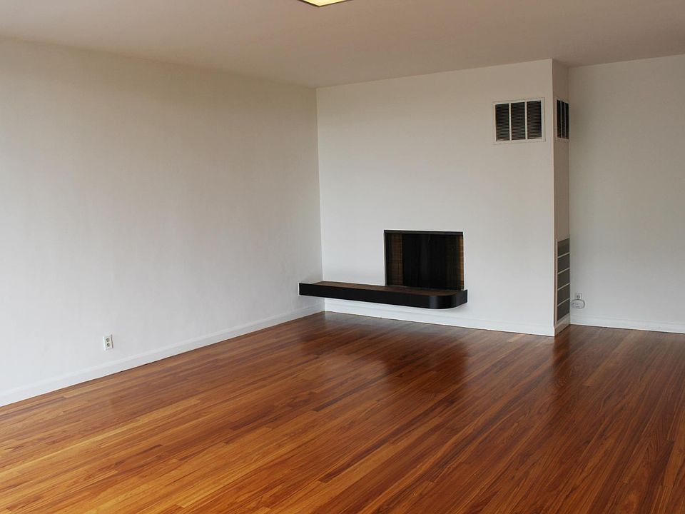 1st image of 100 Alta St APT 102