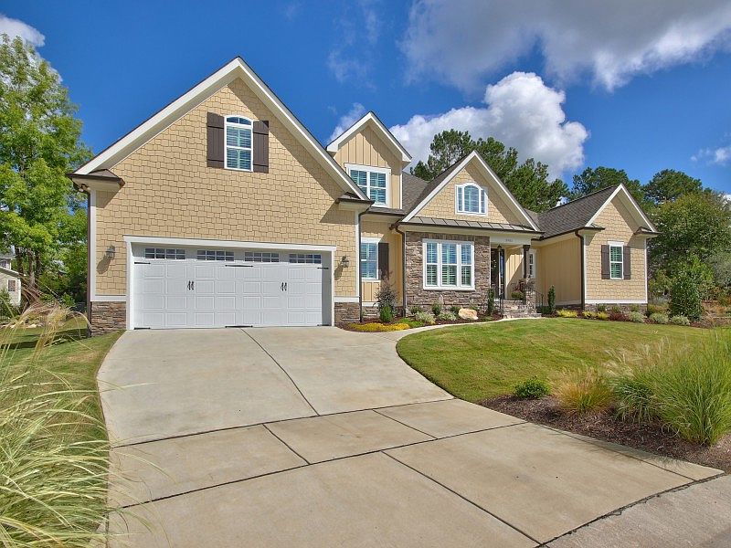 Rare ranch plan in Heritage!