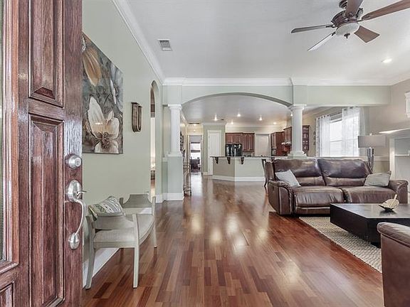 5th image of 1009 E Powhatan Ave