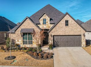 2409 Amesbury Dr, Midlothian, TX 76065