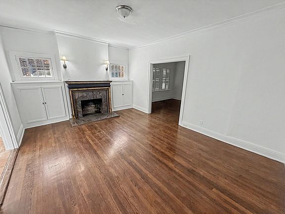 5th image of 340 N McLean Blvd APT 4