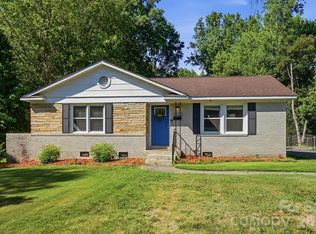 1816 Northcliff Dr, Charlotte, NC 28216