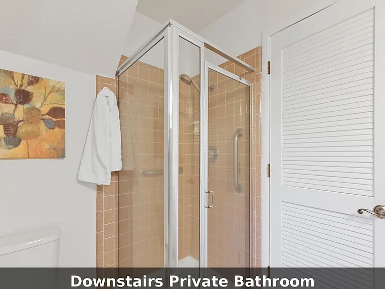 325 E 8th St #5 — Photo 22