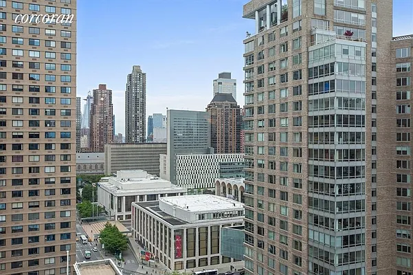 Rented by Corcoran | media 6