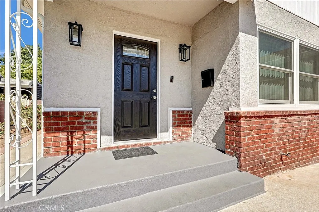 3 bed, 1814 sqft, $4,500 — Photo 3