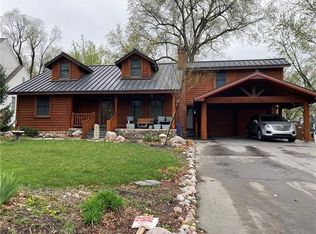 4003 W 72nd Ter, Prairie Village, KS 66208