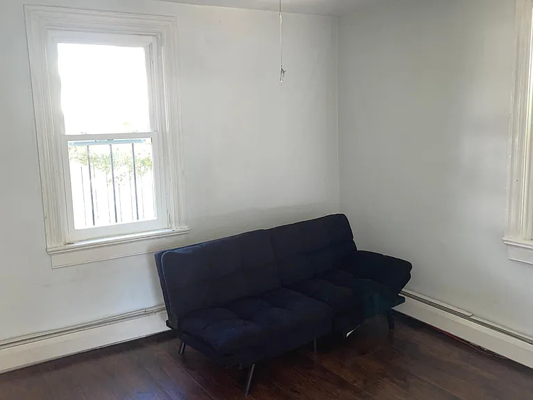 34 Sherwood St #2 — Photo 6