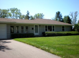 2601 87 1/2 St W, Bloomington, MN 55431
