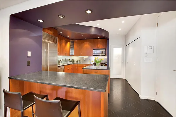 Rented by Douglas Elliman | media 19