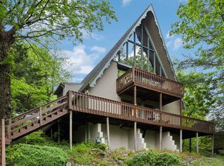 404 Duke Cir, Lancaster, TN 38569