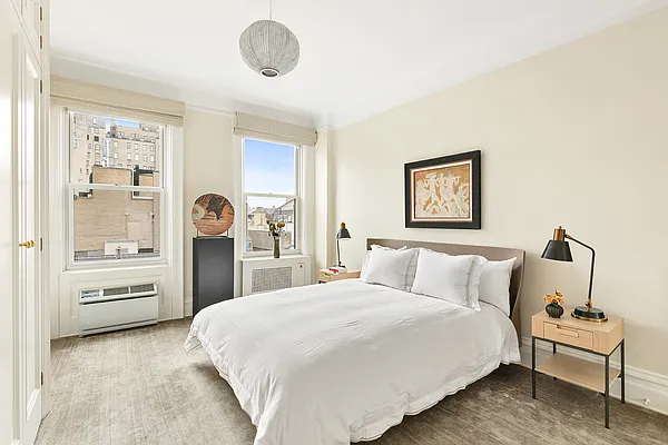 Sold by Compass | media 6