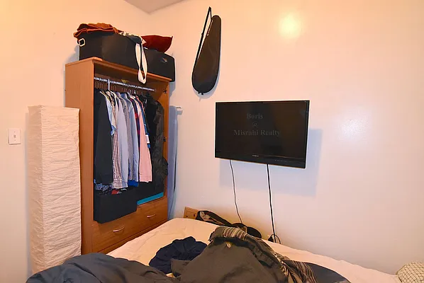 Rented by J Misrahi Realty Corp | media 10