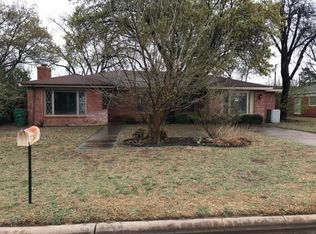 2207 12th St, Vernon, TX 76384