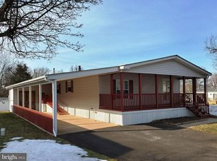 103 Pasture Ln, Chalfont, PA 18914