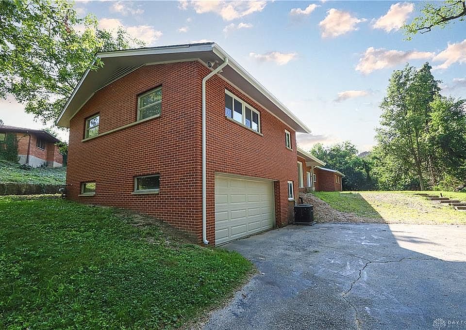 1st image of 4343 Wales Dr