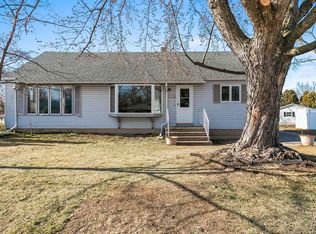 1519 Pershing Rd, New London, WI 54961