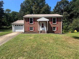 3504 Sussex Dr, Hopewell, VA 23860