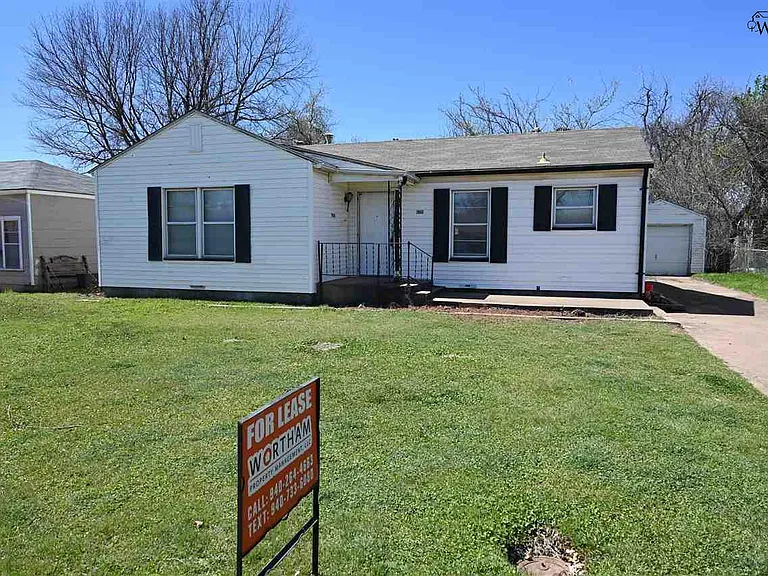 4326 Rhea Rd — Photo 1