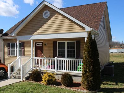 55 Painter Ln, Fishersville, VA, 22939