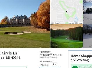 9368 E Circle Dr, Stanwood, MI