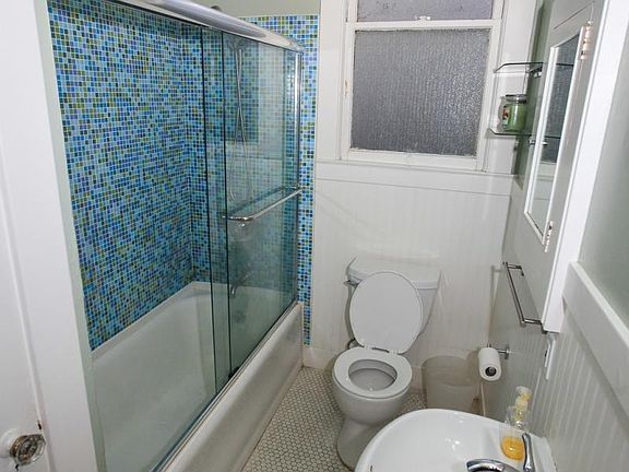 Upstairs bathroom