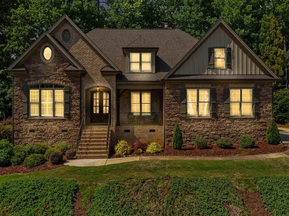 6020 Larboard Dr, Apex, NC 27539