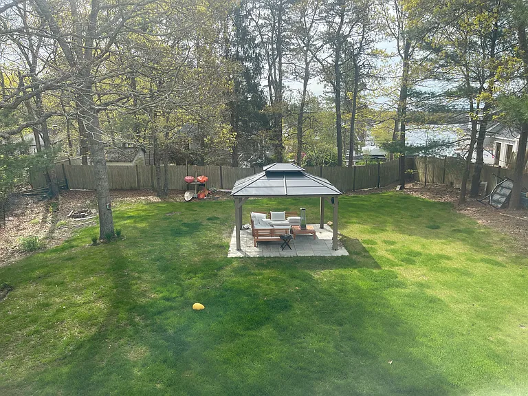 Cardinal Dr — Photo 36
