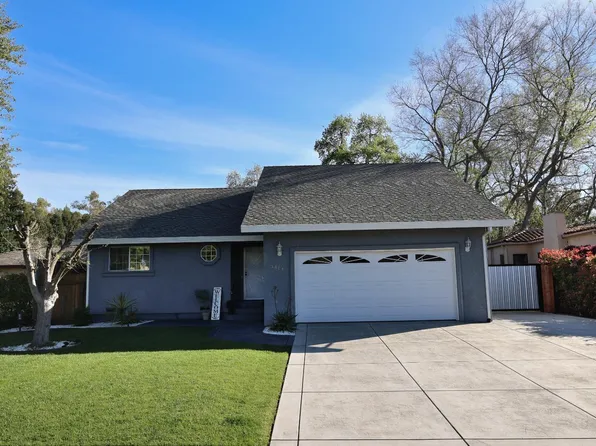 3414 Club Ln, Sacramento, CA 95821
