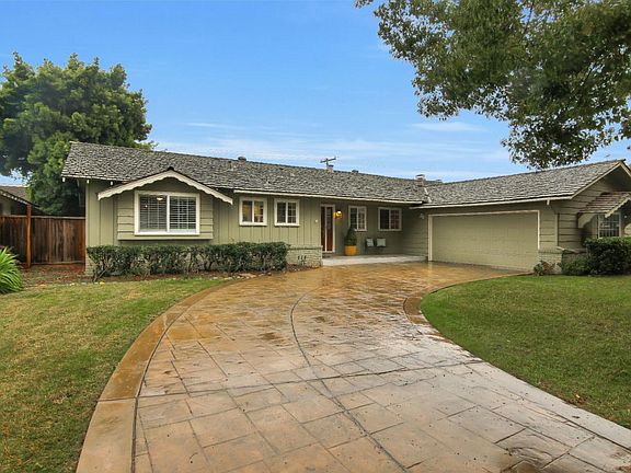 2nd image of 1548 Santa Inez Dr