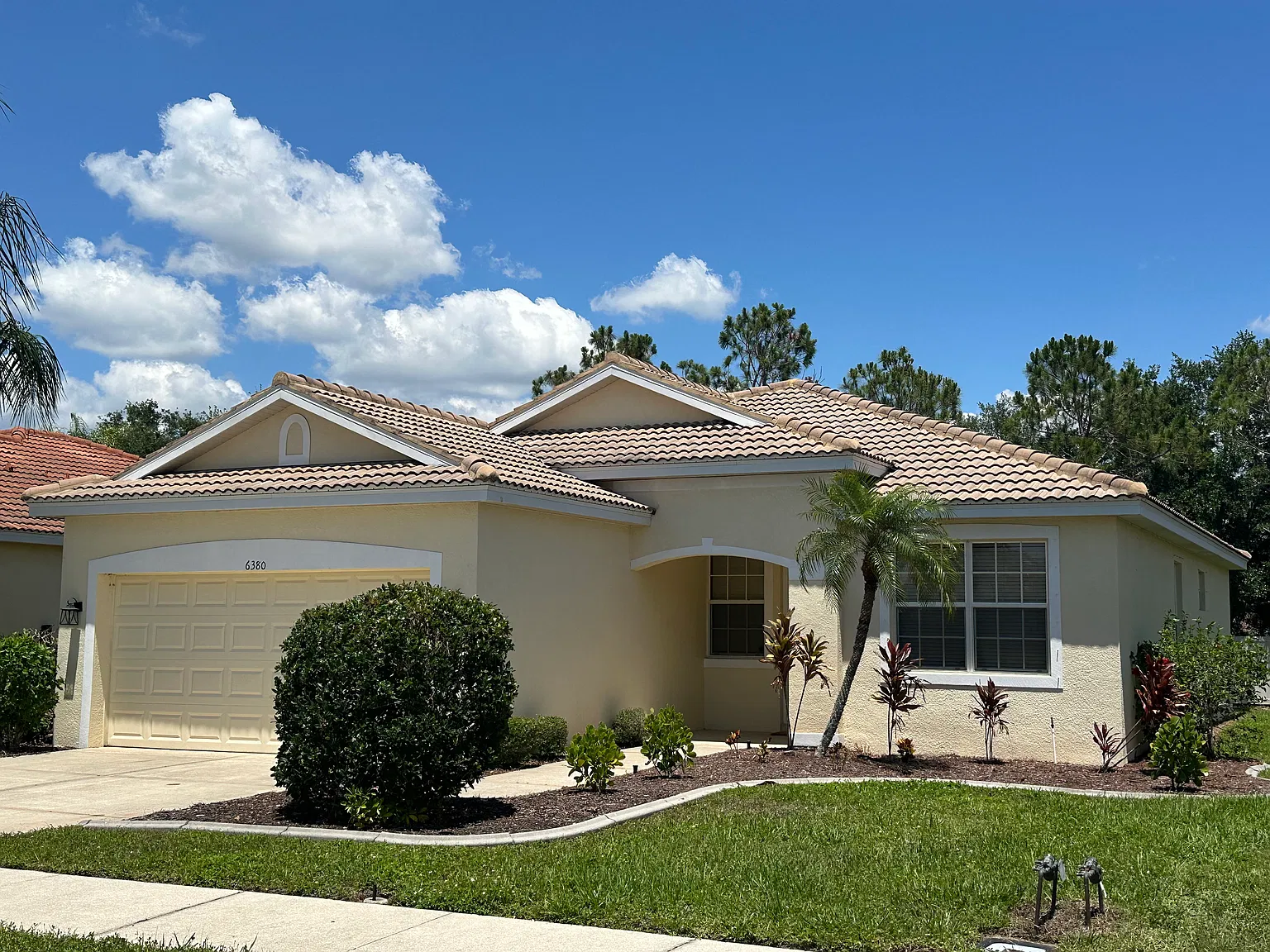 4 bed, 1551 sqft, $2,135 — Photo 2