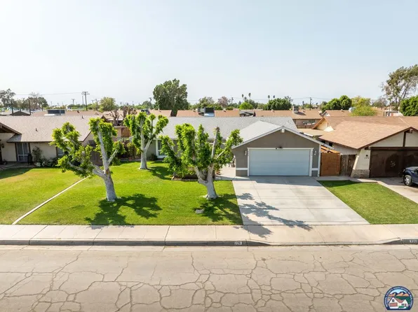 326 W Trail St, Brawley, CA 92227