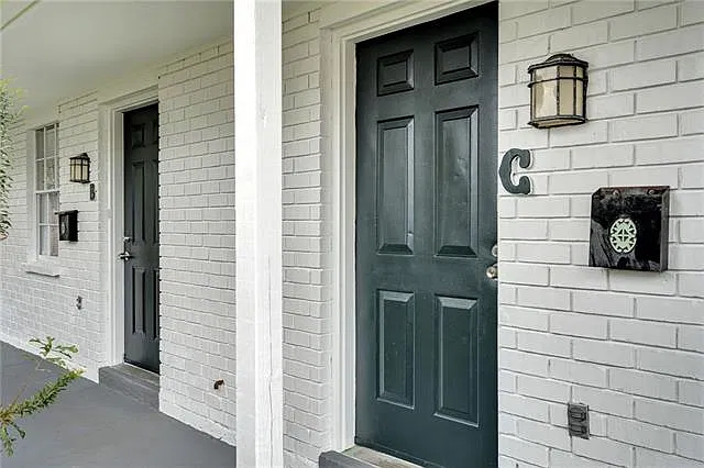 2 bed, 1.5 bath, 988 sqft, $1,675 — Photo 3