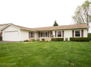 1165 Leicester Rd, Elk Grove Village, IL 60007