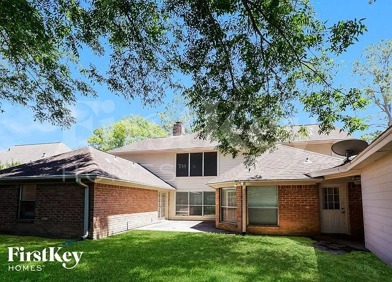 8334 Burwood Park Dr — Photo 15