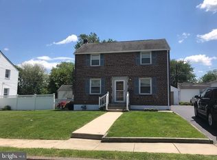 1010 Edgerton Rd, Secane, PA 19018