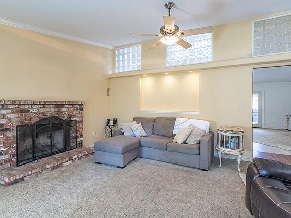 4th image of 2638 Evergreen Way