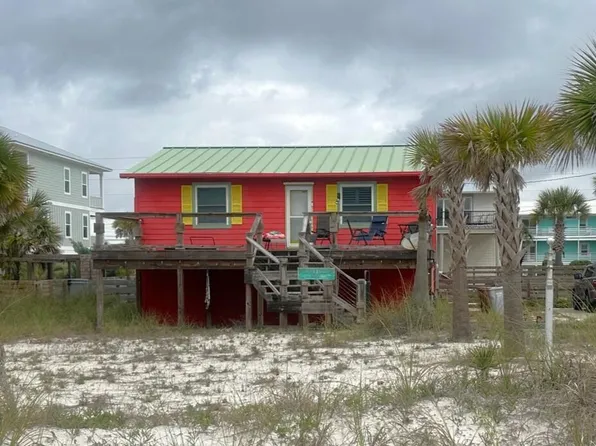 8146 Gulf Blvd, Navarre, FL 32566