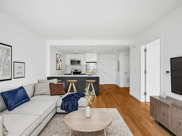 316 Bergen Street image 1 of 20