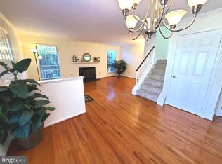 6426 Selby Ct, Centreville, VA 20121