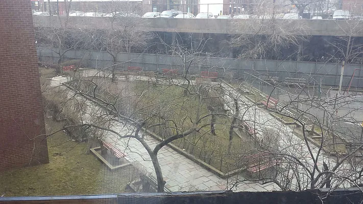 Rented by Smart NY Realty LLC | media 12