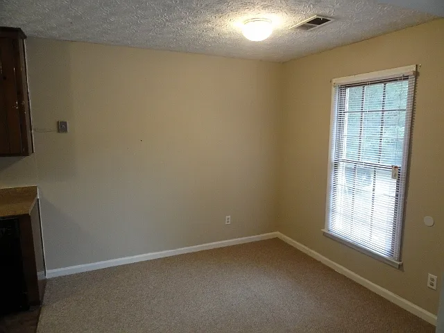 2870 Lakemont Dr SW — Photo 8