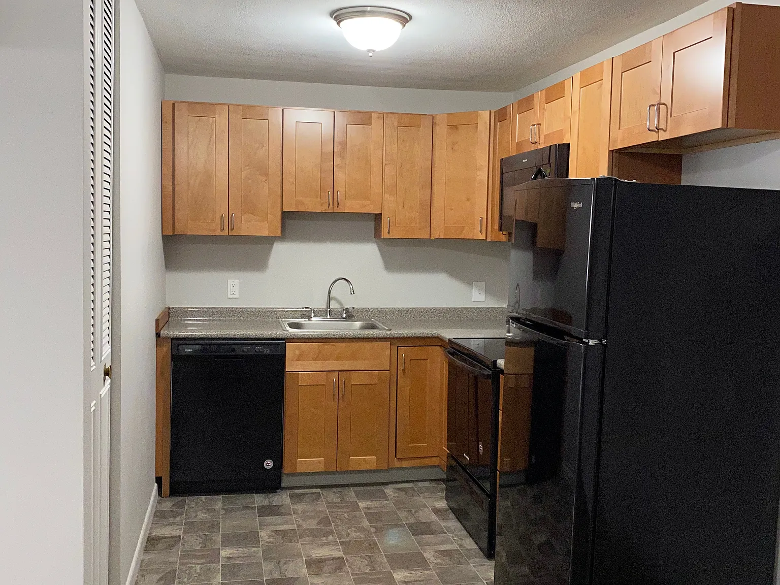 317 Revere Street Residences — Photo 3