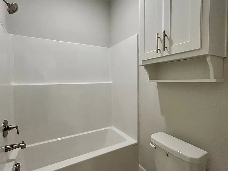 1812 Charles St — Photo 10