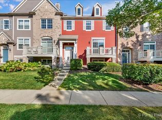 1128 Bartholdi Ct, Carol Stream, IL 60188