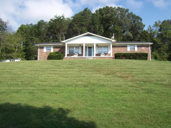 380 Hillside St, Sneedville, TN 37869