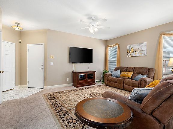 5th image of 8078 Bothwell Dr